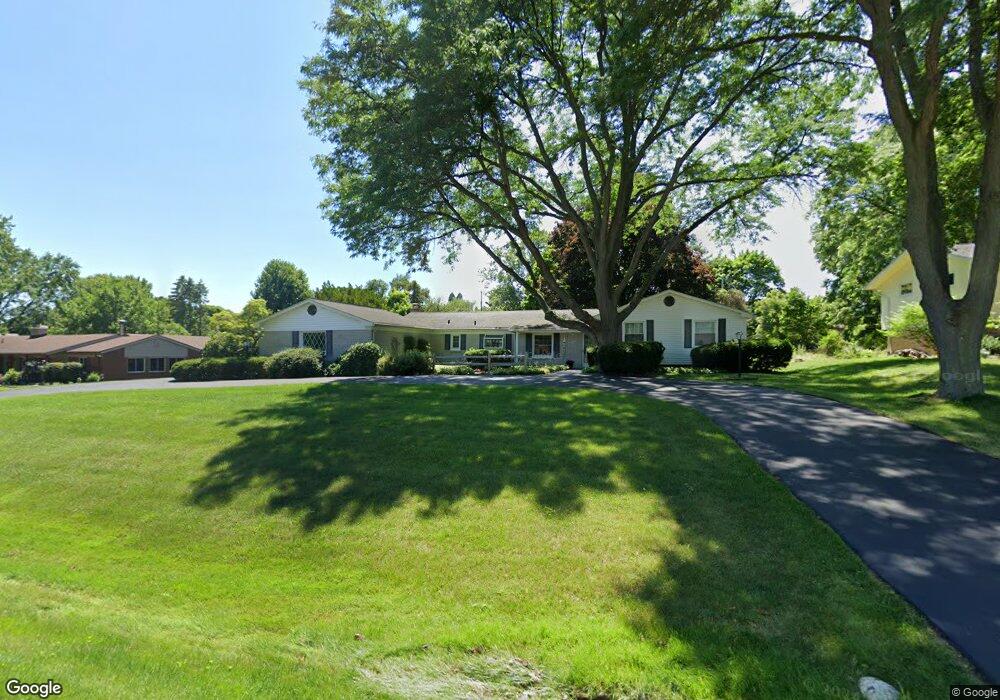 6380 Tamerlane Dr, West Bloomfield, MI 48322 - photo 1