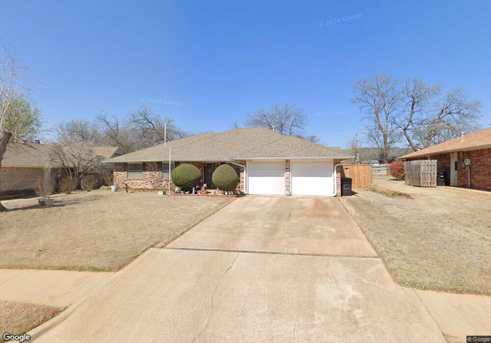 1325 NE 20th Place, Moore, OK 73160 - photo 1