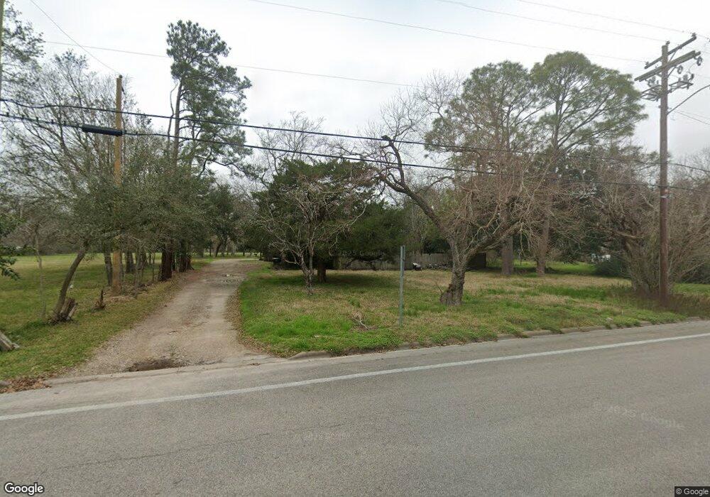 606 S 2nd St, Alvin, TX 77511 - photo 1