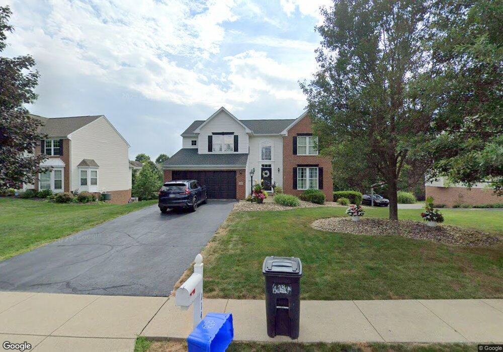 114 Majestic Dr, Canonsburg, PA 15317 - photo 1