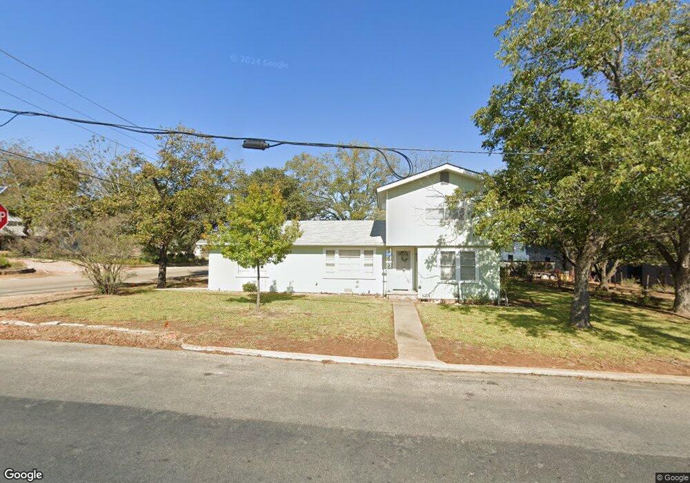 620 W Live Oak St, Fredericksburg, TX 78624 - photo 1