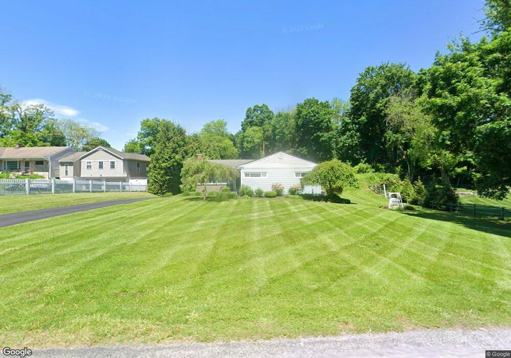 43 Croft Rd, Poughkeepsie, NY 12603 - photo 1