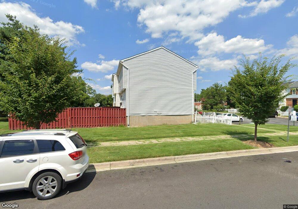 6800 Hawthorne St, Hyattsville, MD 20785 - photo 1