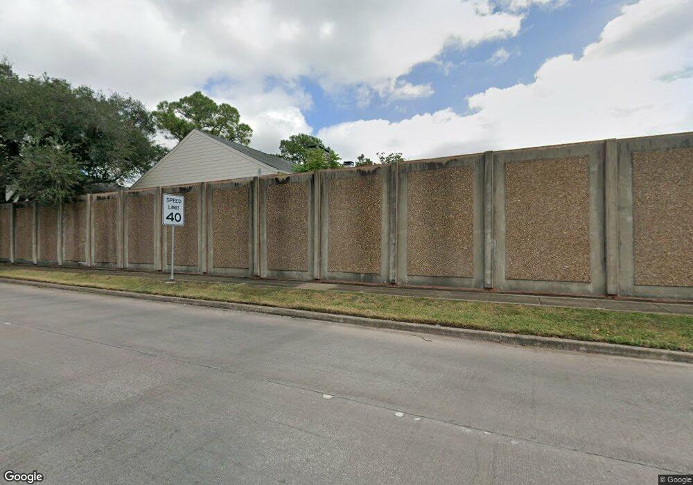 10306 Briar Forest Dr unit 27, Houston, TX 77042 - photo 1