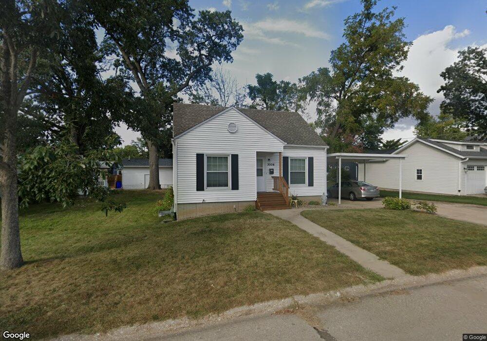 3006 Iowa Ave SE, Cedar Rapids, IA 52403 - photo 1
