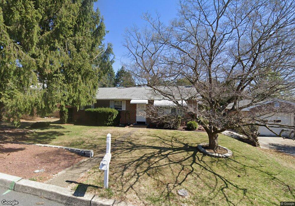 427 Mcarthur Ave, Reading, PA 19607 - photo 1