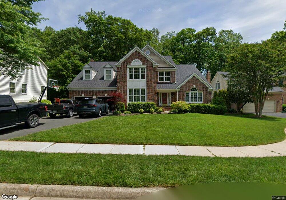 8115 Glenhurst Dr, Fairfax Station, VA 22039 - photo 1