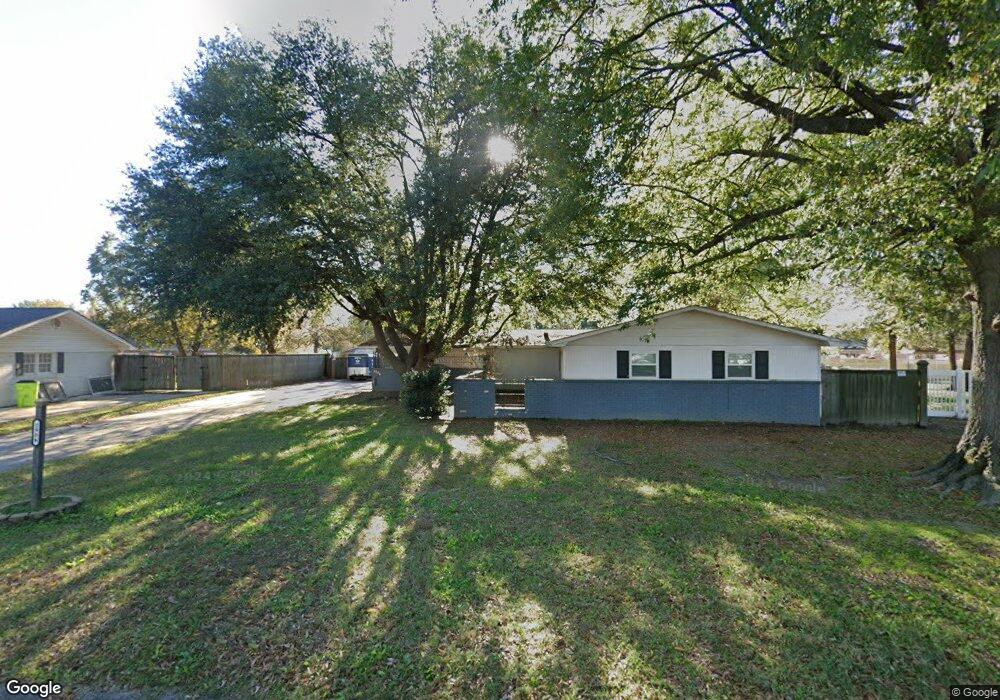 1906 Coker Hampton Dr, Stuttgart, AR 72160 - photo 1