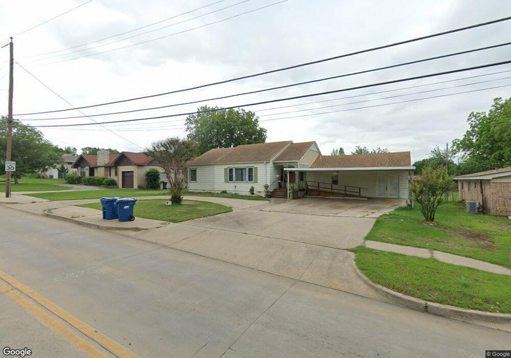 302 E South Ave, McAlester, OK 74501 - photo 1