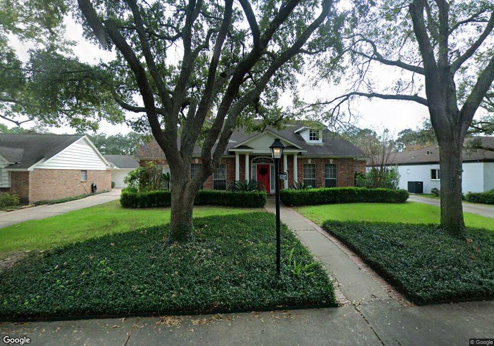 10027 Inwood Dr, Houston, TX 77042 - photo 1