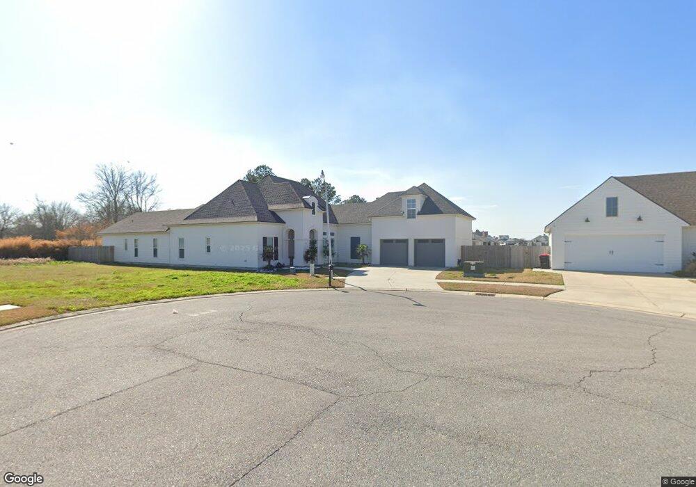 113 Santander Dr, Youngsville, LA 70592 - photo 1