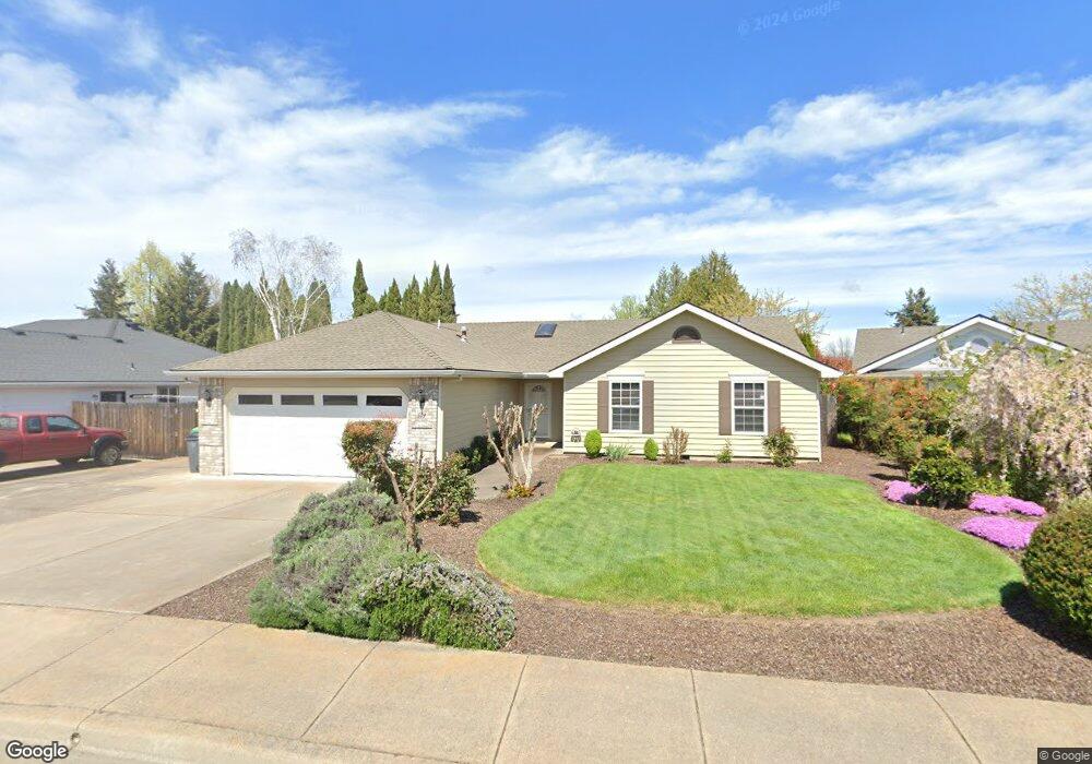 574 Brandon St, Central Point, OR 97502 - photo 1