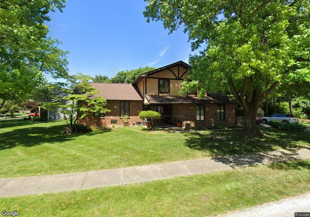 981 Conestoga Dr, Columbus, OH 43213 - photo 1