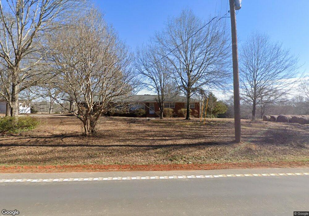 588 Riddle Mill Rd, Clover, SC 29710 - photo 1