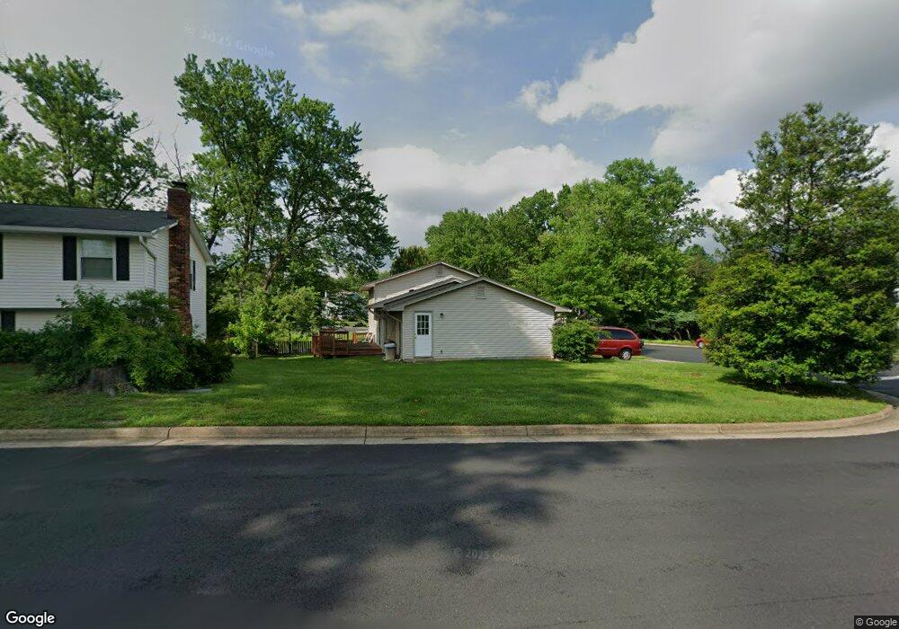 6040 Wilmington Dr, Burke, VA 22015 - photo 1