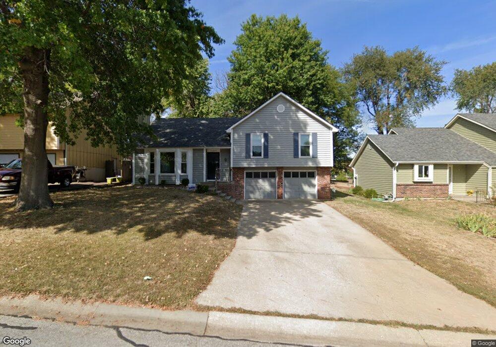 10206 W 48th St, Shawnee, KS 66203 - photo 1