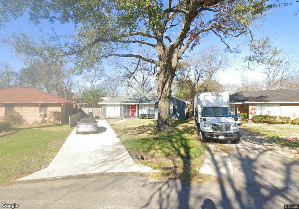 4134 Cornell St, Houston, TX 77022 - photo 1