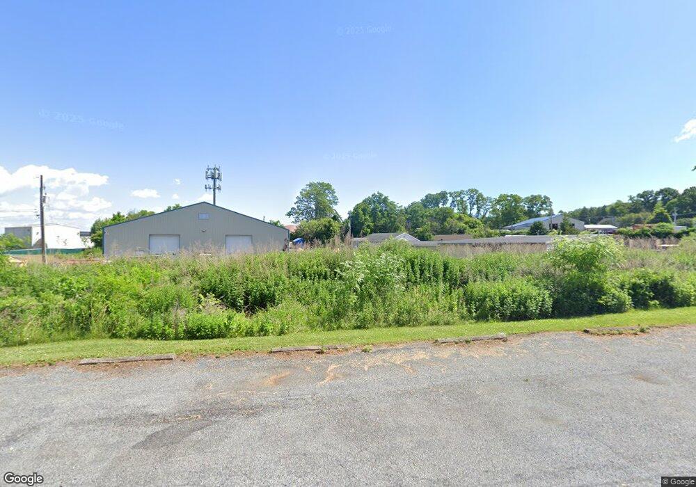 401 S 10th St, Emmaus, PA 18049 - photo 1