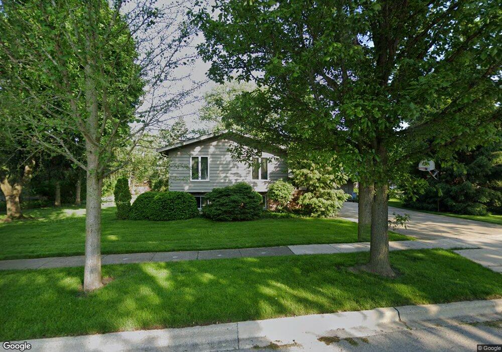 400 S Hubbard St, Algonquin, IL 60102 - photo 1