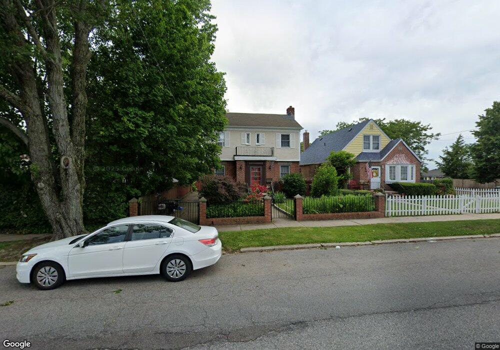 2606 163rd St, Flushing, NY 11358 - photo 1