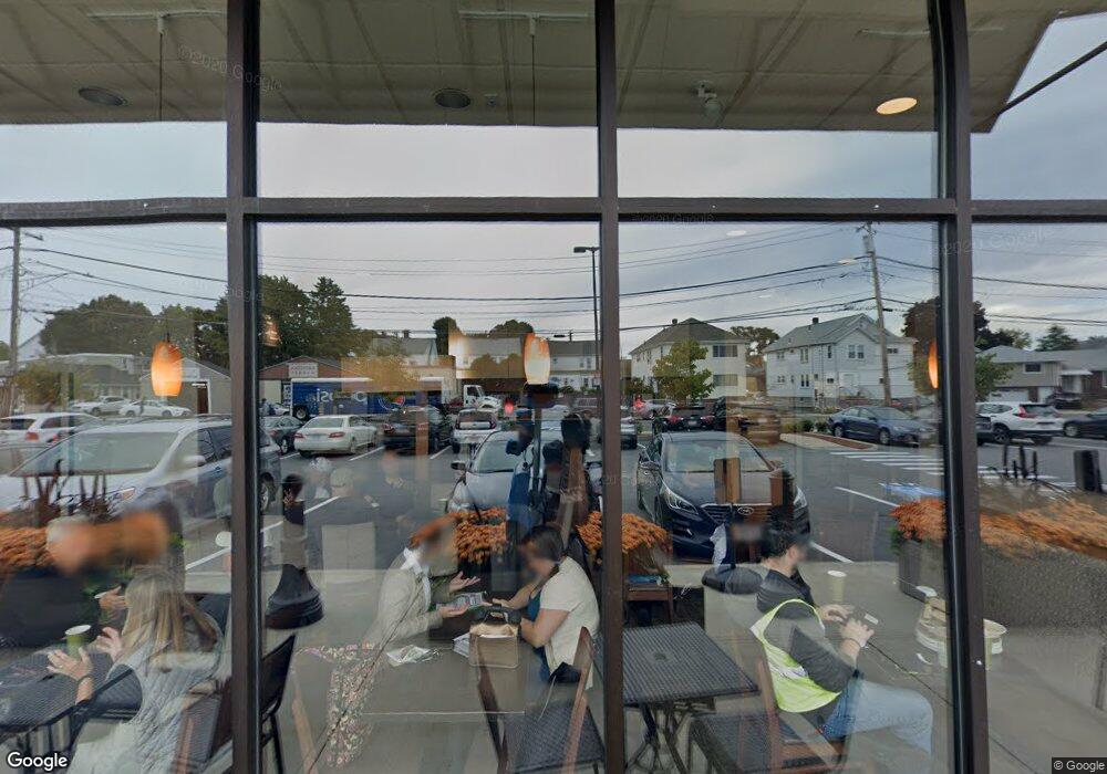 499 Riverside Ave unit 2, Medford, MA 02155 - photo 1