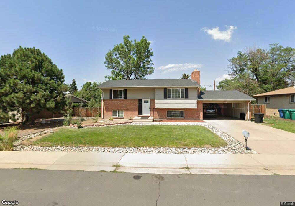 303 S Peoria Cir, Aurora, CO 80012 - photo 1