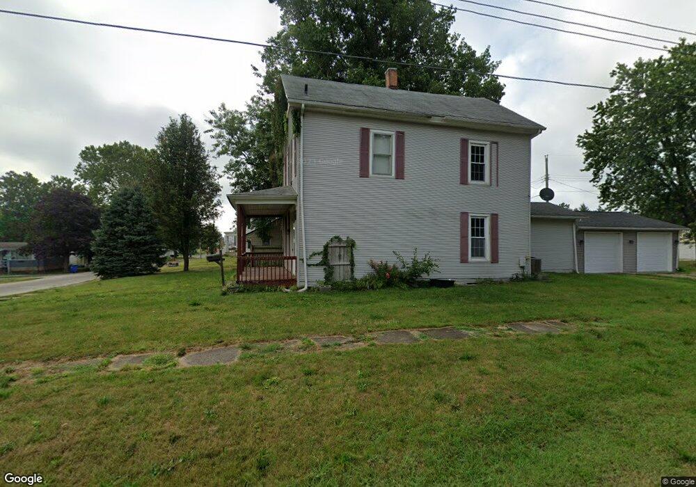 262 W Beardstown St, Virginia, IL 62691 - photo 1