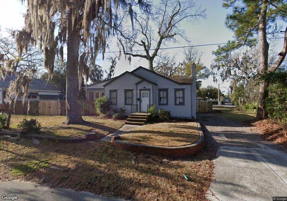 1011 Bonaventure Rd, Savannah, GA 31404 - photo 1