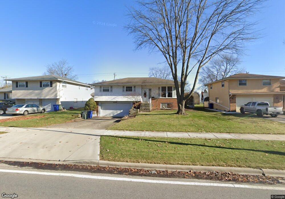 6058 Karl Rd, Columbus, OH 43229 - photo 1