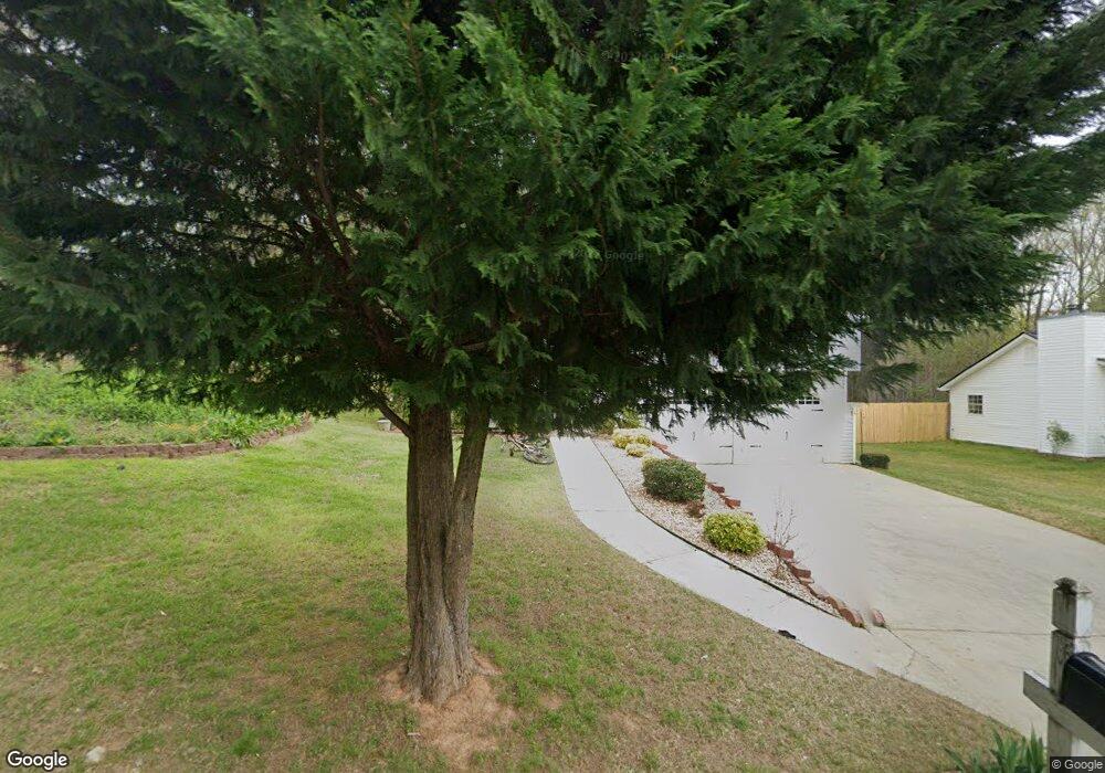 3906 Deaton Rd, Flowery Branch, GA 30542 - photo 1