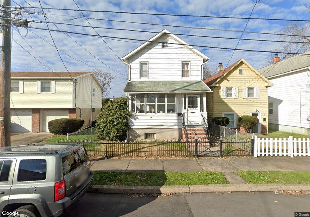 7 Bowman Ave, Kingston, PA 18704 - photo 1