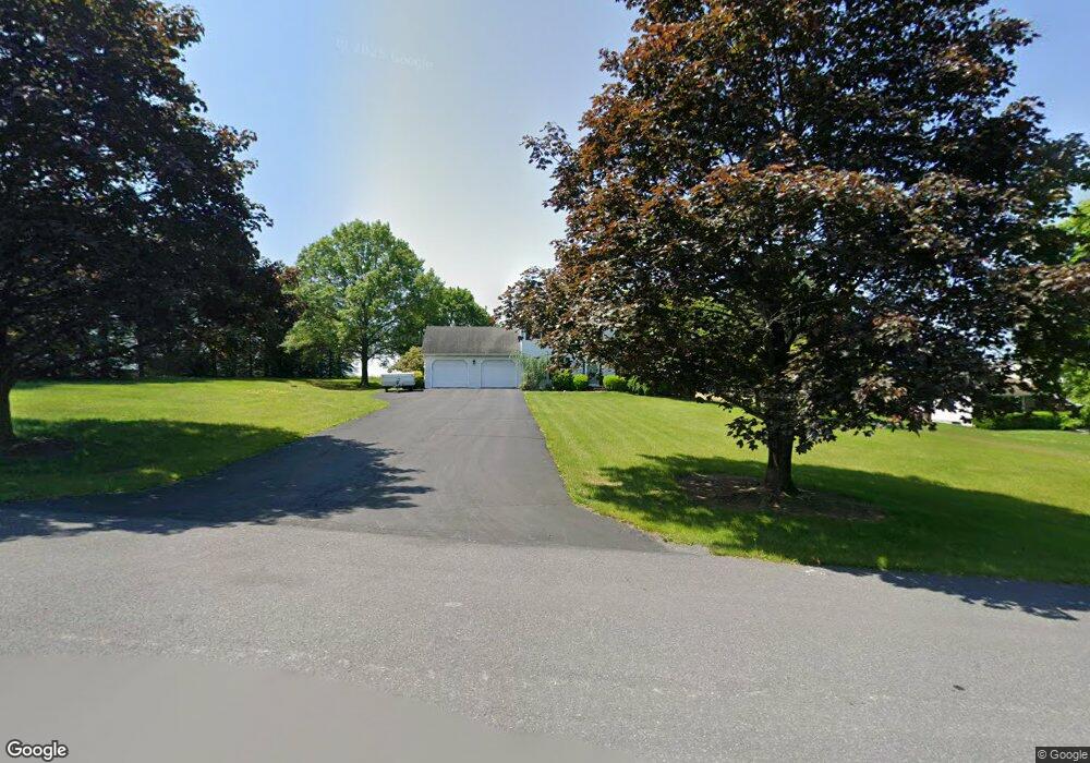 5934 Ash Ct, Slatington, PA 18080 - photo 1