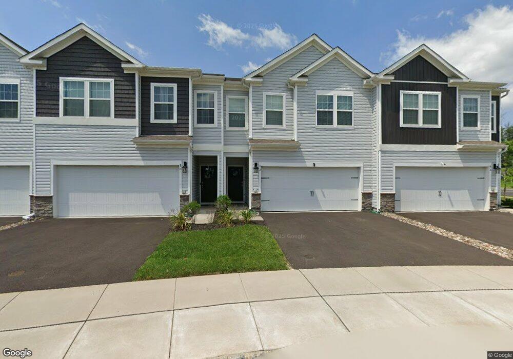 92 Fonthill Ct unit 43, Quakertown, PA 18951 - photo 1