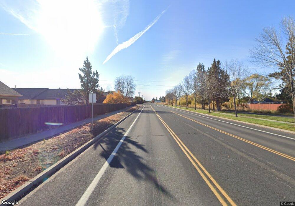 23 SW 27th St, Redmond, OR 97756 - photo 1