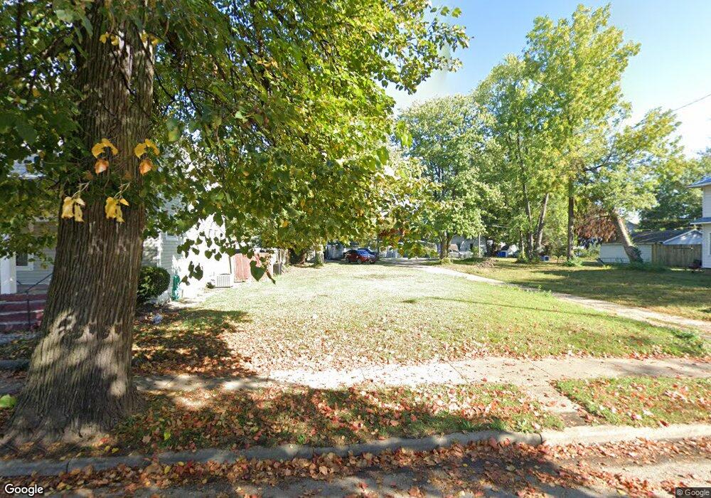 1624 Locust St unit 4, Terre Haute, IN 47807 - photo 1