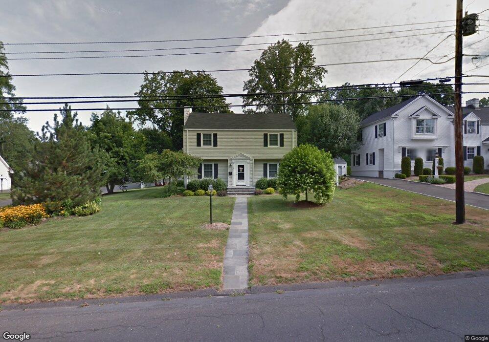 28 Blackhouse Rd, Trumbull, CT 06611 - photo 1