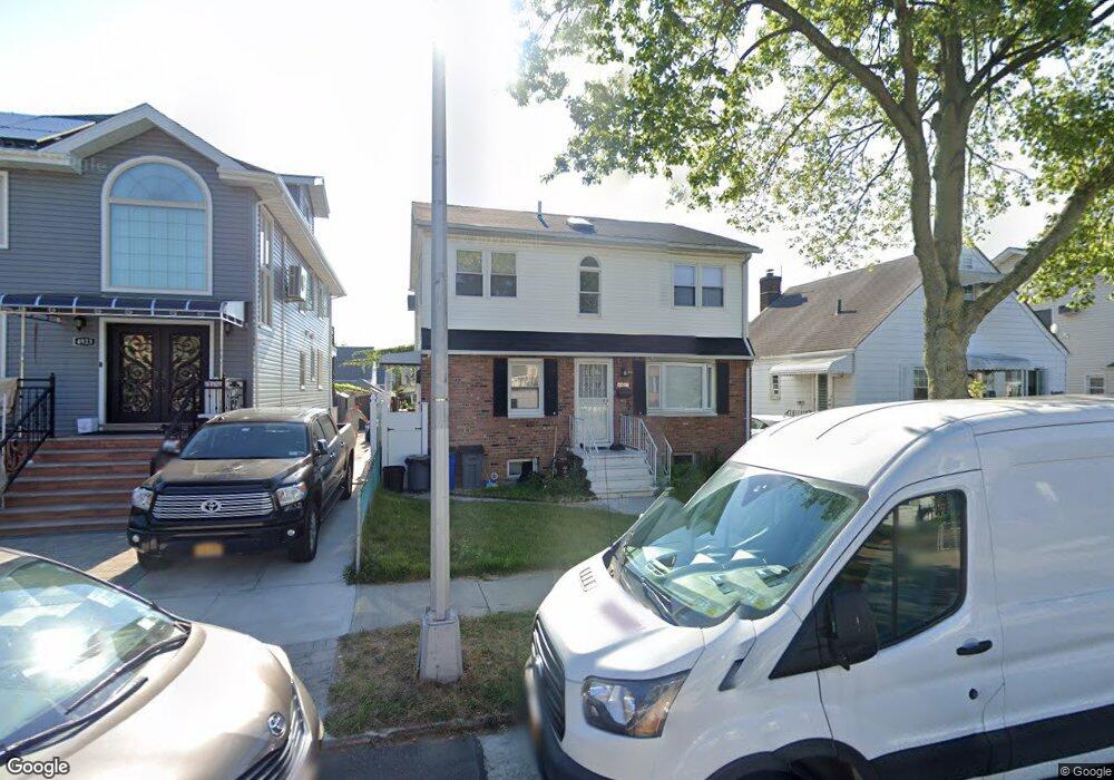 4927 167th St, Fresh Meadows, NY 11365 - photo 1