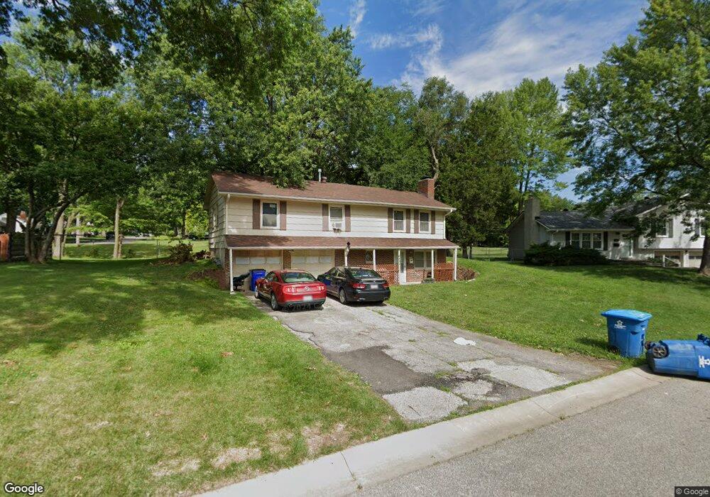 6404 Earnshaw St, Shawnee, KS 66216 - photo 1