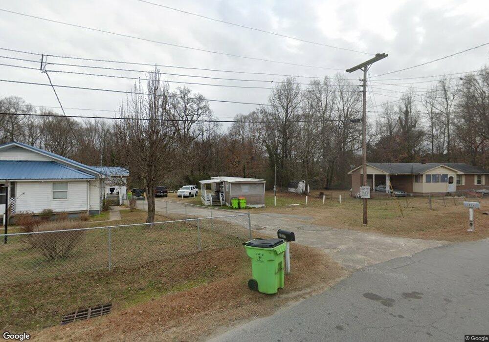 1215 Sycamore St, Weldon, NC 27890 - photo 1