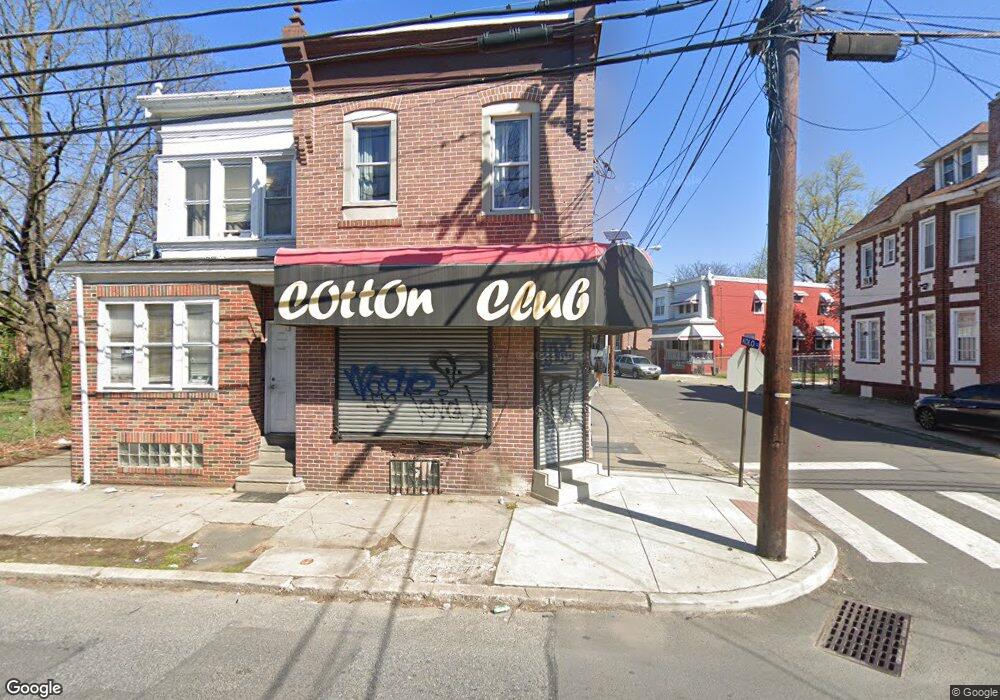 1079 Carl Miller Blvd, Camden, NJ 08104 - photo 1