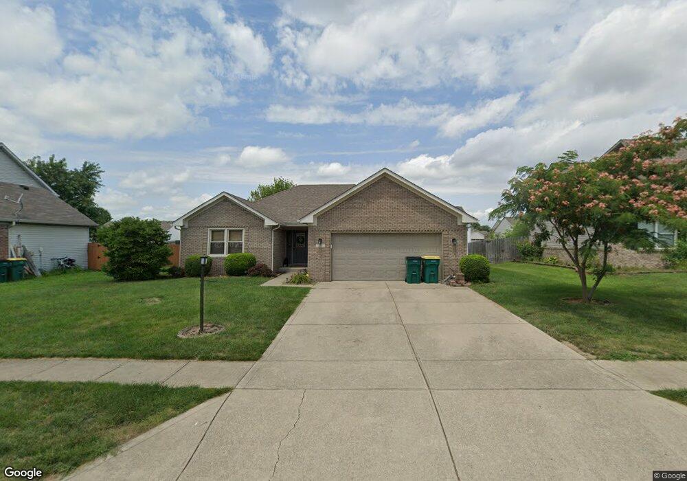 2132 Dakota Dr, Franklin, IN 46131 - photo 1