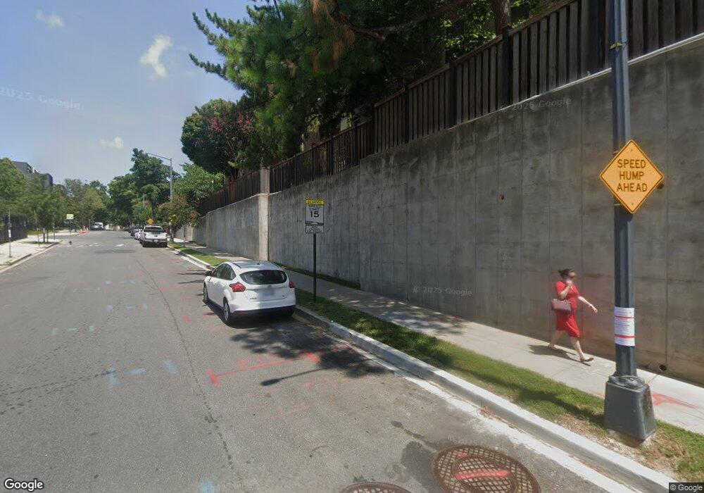 1650 Beekman Place NW unit 4C2, Washington, DC 20009 - photo 1