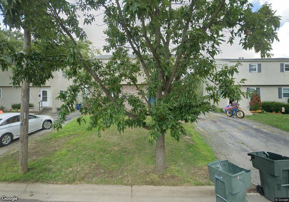 4040 Halsey Place unit 42, Columbus, OH 43228 - photo 1