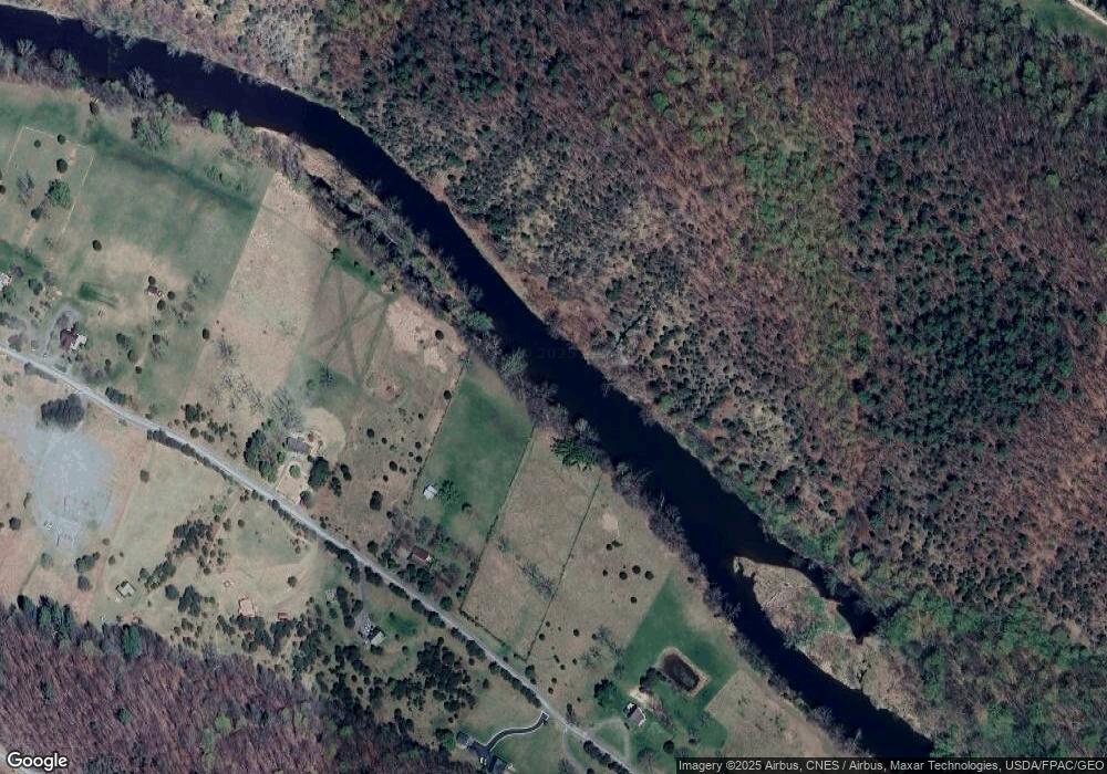 1319 River Bend Dr, Great Cacapon, WV 25422 - photo 1