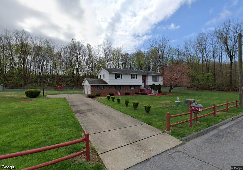 25 Gail Dr, Wilkes Barre, PA 18702 - photo 1