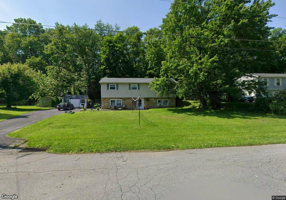 515 Mac Ln, East Stroudsburg, PA 18301 - photo 1