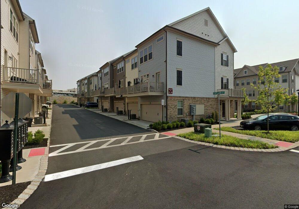 18 Cortland Ct, Livingston, NJ 07039 - photo 1