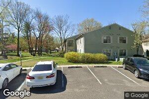 4 W Bluebell Ln, Mount Laurel, NJ 08054