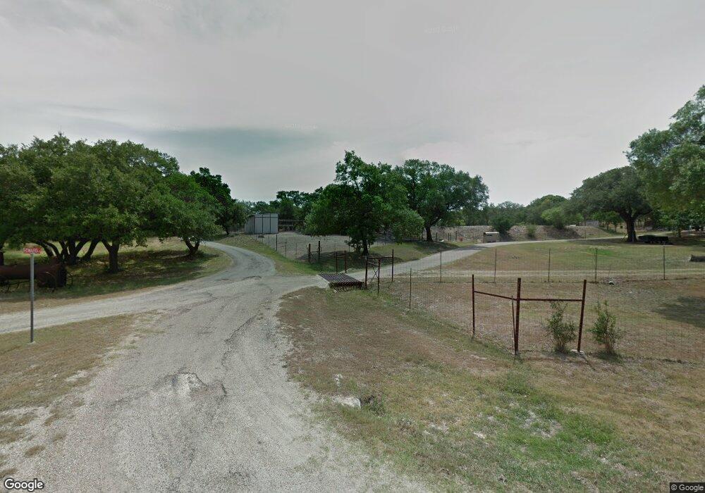 323 Pioneer Ln, Fredericksburg, TX 78624 - photo 1