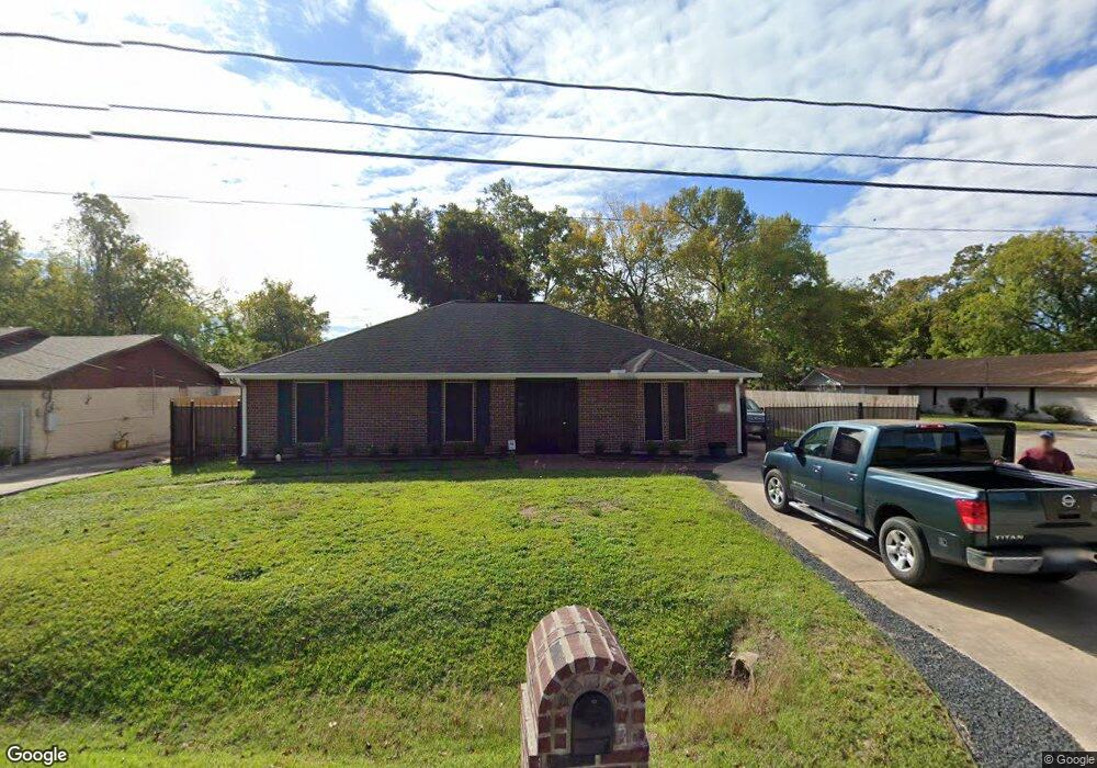2517 Dolly Wright St, Houston, TX 77088 - photo 1